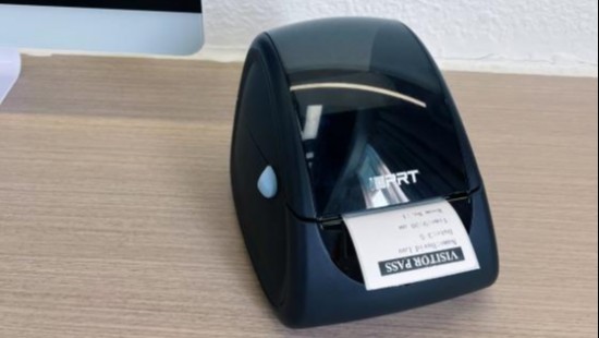 Использование принтера IDPRT для улучшения управления посетителями и безопасности
